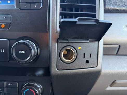 Used 2019 Ford F550 4x4 SuperCab Super Duty image 23