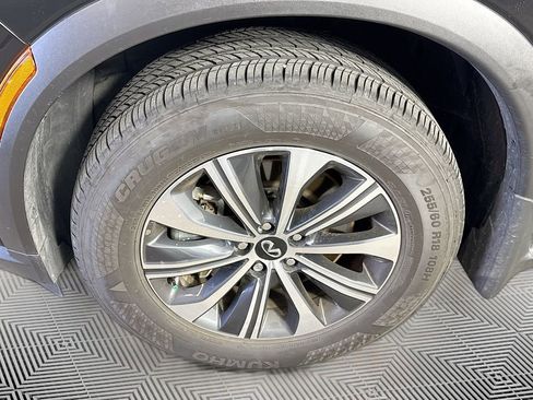 Certified 2025 INFINITI QX60 Pure image 32