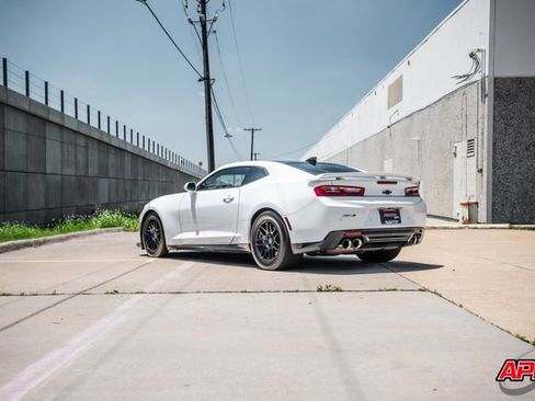 Used 2018 Chevrolet Camaro ZL1 RWD image 64