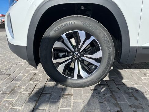 New 2026 Volkswagen Atlas SE image 27