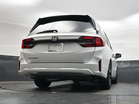 Used 2025 Honda Odyssey EX-L image 46