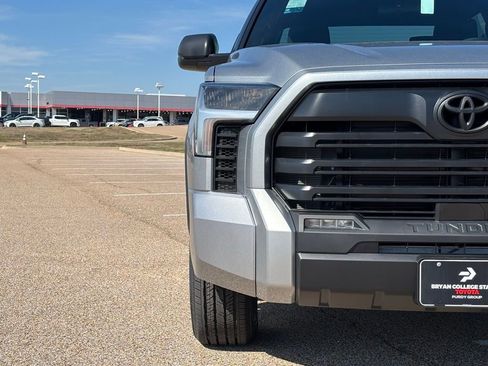 New 2026 Toyota Tundra SR5 image 4
