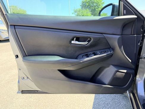 Used 2025 Nissan Sentra SV w/ All-Weather Package FWD image 14