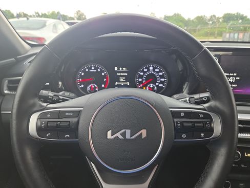 Used 2024 Kia K5 GT-Line AWD/4WD image 10