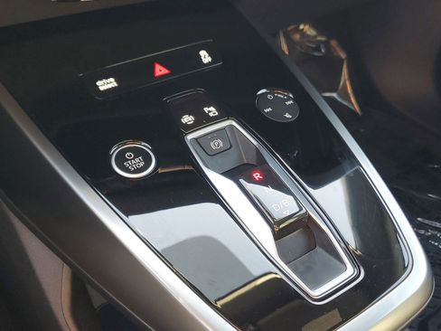 Used 2023 Audi Q4 e-tron Premium w/ 20" Wheel Package image 31