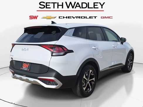 Used 2025 Kia Sportage EX FWD image 7