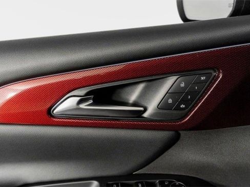 Used 2026 Chevrolet Traverse RS image 15