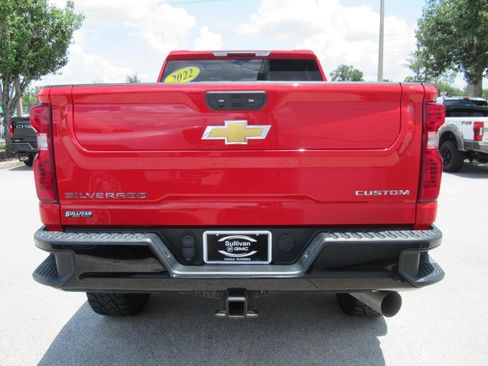Used 2022 Chevrolet Silverado 2500 Custom w/ Custom Convenience Package AWD/4WD image 6