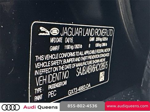 Used 2017 Jaguar XF Premium image 35