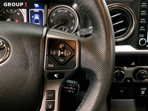 Used 2023 Toyota Tacoma SR5 AWD/4WD image 25