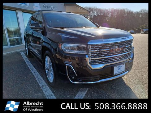 Used 2020 GMC Acadia Denali w/ Denali Ultimate Package image 8