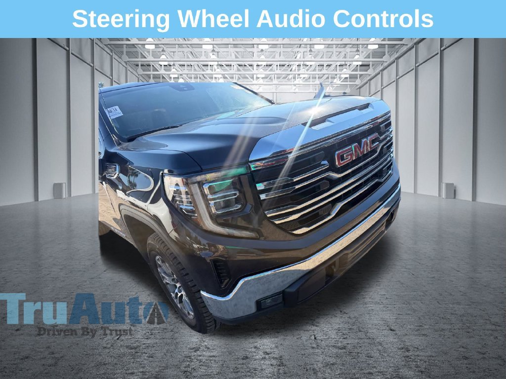 Used 2025 GMC Sierra 1500 SLT AWD/4WD image 4