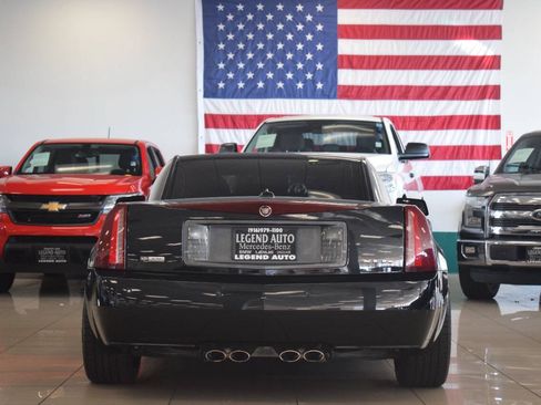 Used 2005 Cadillac XLR RWD image 22