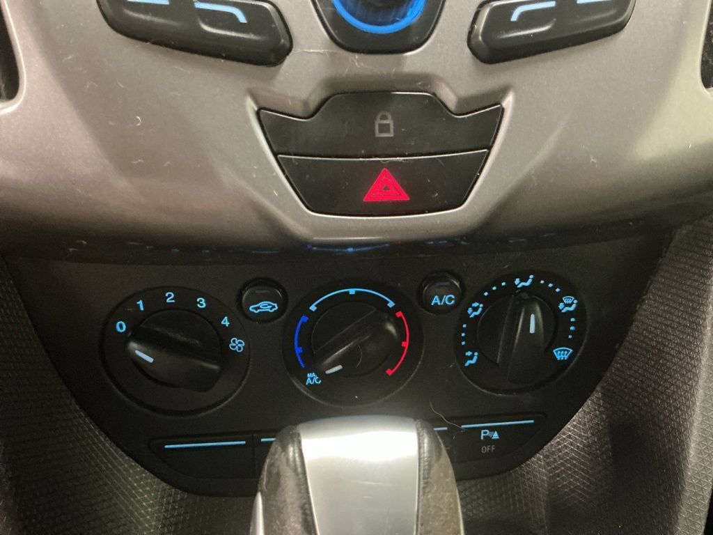 Used 2015 Ford Transit Connect XLT FWD image 25
