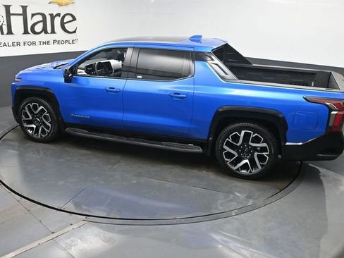 Used 2025 Chevrolet Silverado EV RST image 41