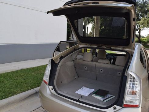 Used 2010 Toyota Prius FWD image 76