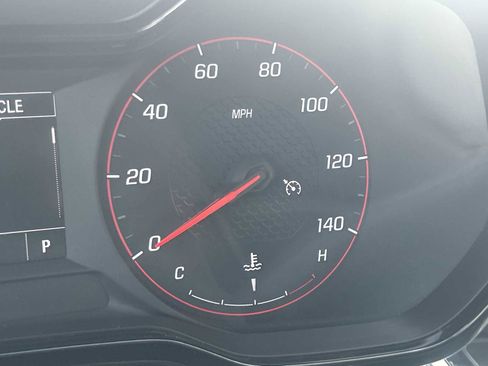 Used 2024 Chevrolet Trax RS w/ Driver Confidence Package image 12