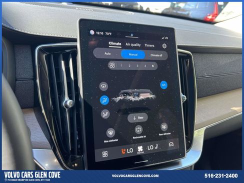 Used 2025 Volvo XC90 B6 Plus image 28