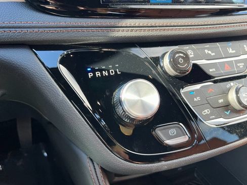 New 2026 Chrysler Pacifica Pinnacle FWD image 27