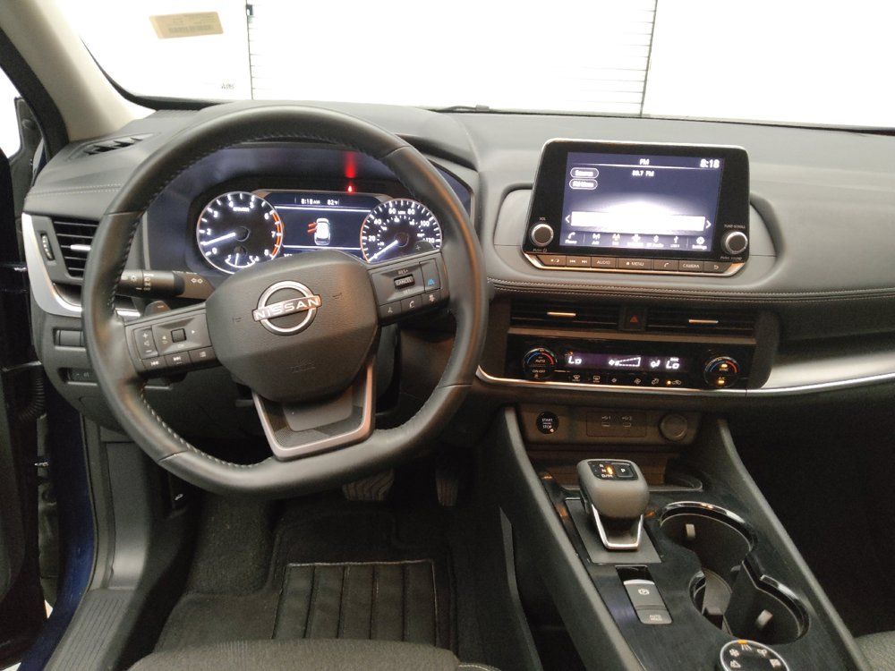 Used 2025 Nissan Rogue SV AWD/4WD image 22