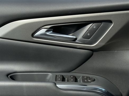 New 2026 Chevrolet Traverse LT image 19