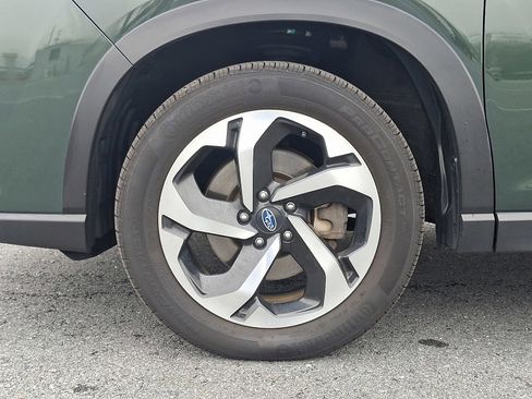 Used 2023 Subaru Forester Touring image 9