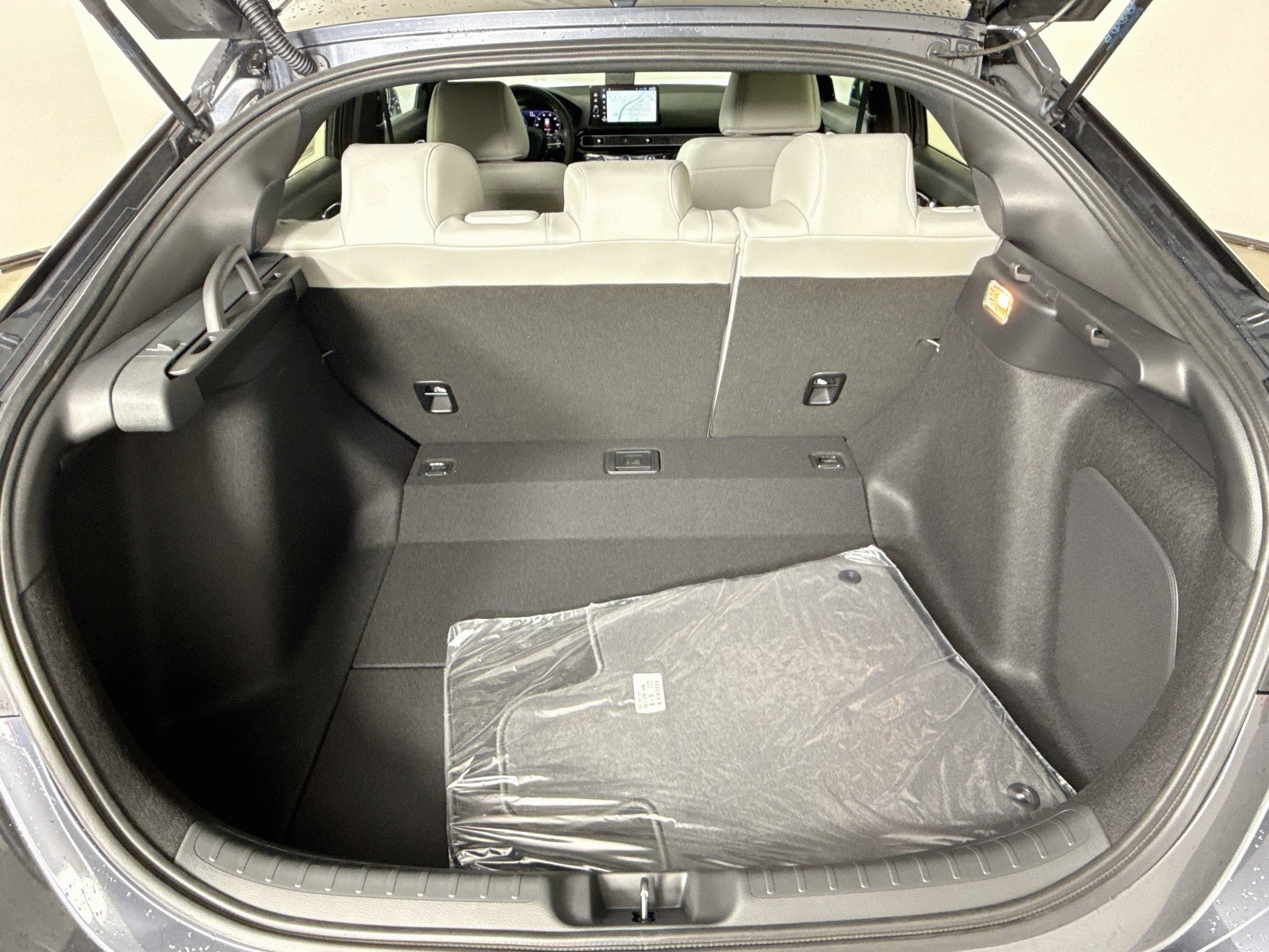 Certified 2025 Honda Civic Sport Touring image 34