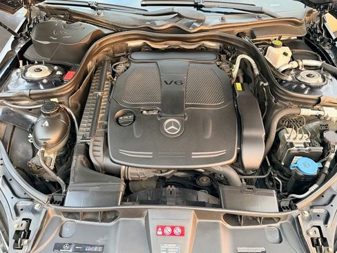 Used 2012 Mercedes-Benz E 350 4MATIC Sedan image 17