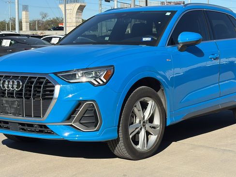 Used 2022 Audi Q3 2.0T Premium Plus image 3