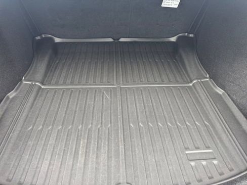 Used 2025 Tesla Model 3 Long Range RWD image 28