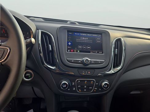 Used 2023 Chevrolet Equinox RS image 27