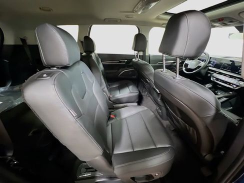 New 2025 Kia Telluride S image 31
