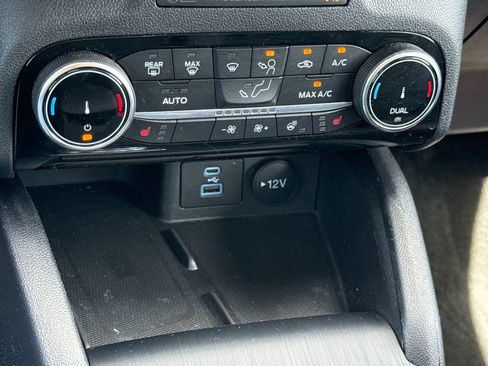 Used 2022 Ford Escape SEL w/ SEL Stealth AWD Package image 23