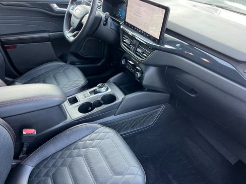 Used 2023 Ford Escape ST-Line Elite w/ Premium Technology Package image 15