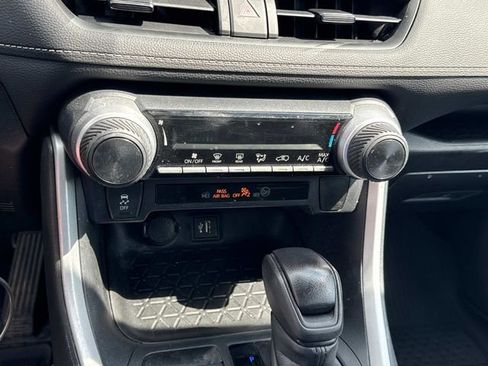 Used 2023 Toyota RAV4 LE FWD image 27
