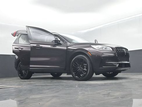 Used 2023 Lincoln Corsair Reserve w/ Equipment Group 201A FWD image 72