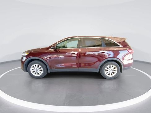 Used 2019 Kia Sorento AWD image 5