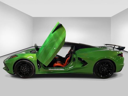 Used 2026 Chevrolet Corvette Stingray Premium Conv w/ 3LT image 2