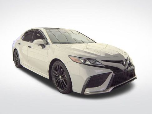 Used 2023 Toyota Camry XSE w/ Navigation Package image 3