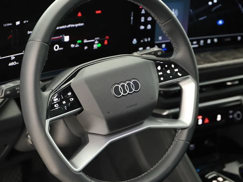 Certified 2025 Audi Q5 Prestige AWD/4WD image 16