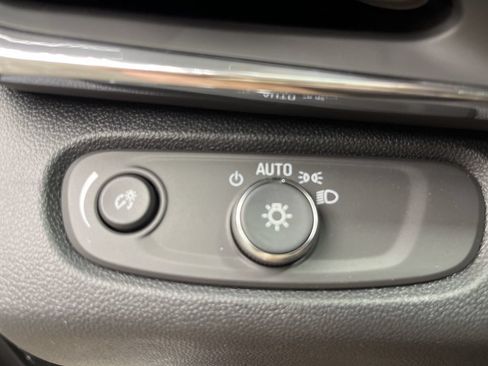 New 2026 Buick Envista Sport Touring w/ Convenience I Package FWD image 11