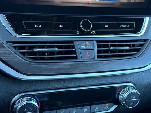 New 2025 Nissan Altima 2.5 SV w/ SV Special Edition Package image 19