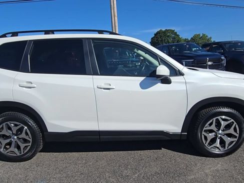 Used 2024 Subaru Forester Premium AWD/4WD image 21
