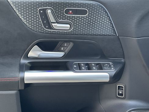 Certified 2025 Mercedes-Benz GLA 35 AMG 4MATIC image 17