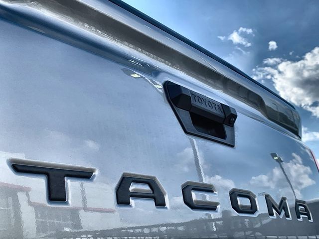 Used 2025 Toyota Tacoma SR w/ SR Upgrade Package AWD/4WD image 43