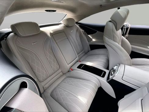 Used 2017 Mercedes-Benz S 63 AMG 4MATIC Coupe image 18