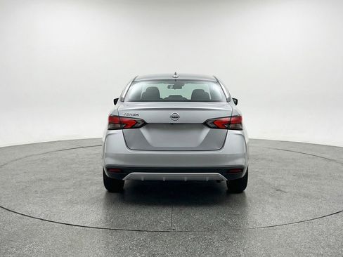 Used 2025 Nissan Versa SV image 6