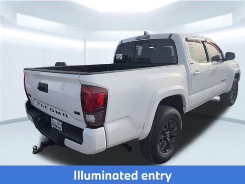 Used 2022 Toyota Tacoma SR5 image 12