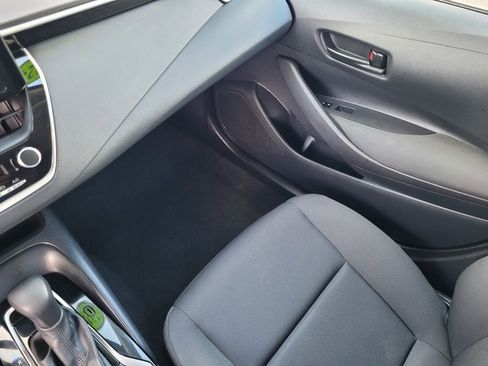 Used 2024 Toyota Corolla LE FWD image 12