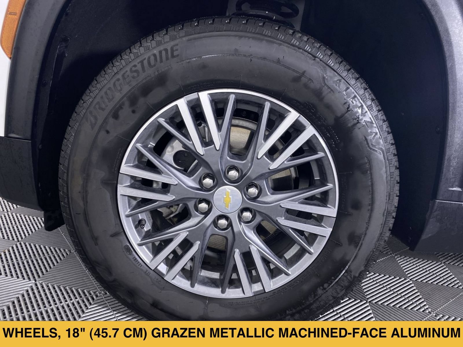 Certified 2026 Chevrolet Traverse LT FWD image 14